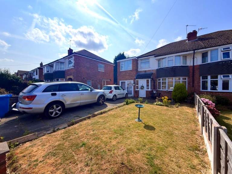 House Whalley Close in Trafford