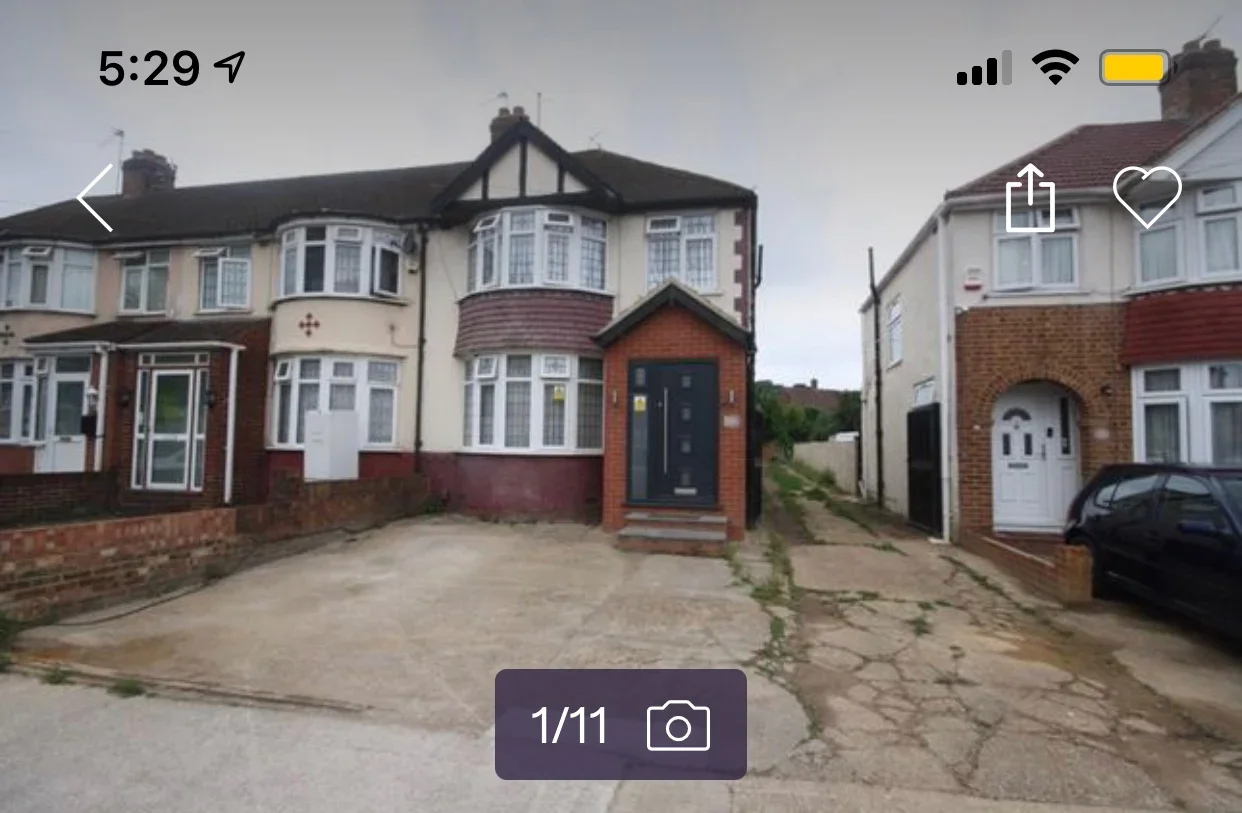 House Stormount Drive in Greater London