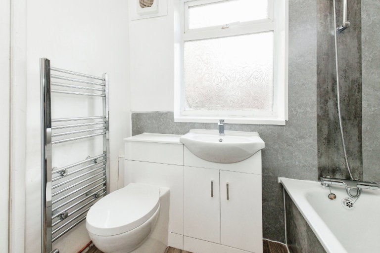 Flat Saltwell Place in Gateshead