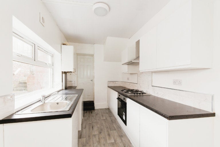 Flat Saltwell Place in Gateshead