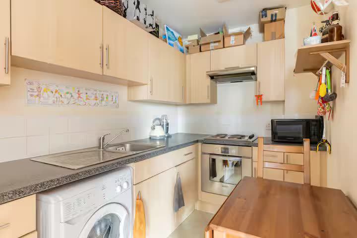 Flat Wandsworth Road in Greater London
