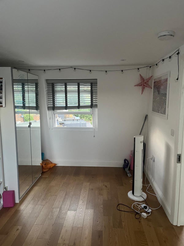 Room Wandsworth Bridge Road in Greater London