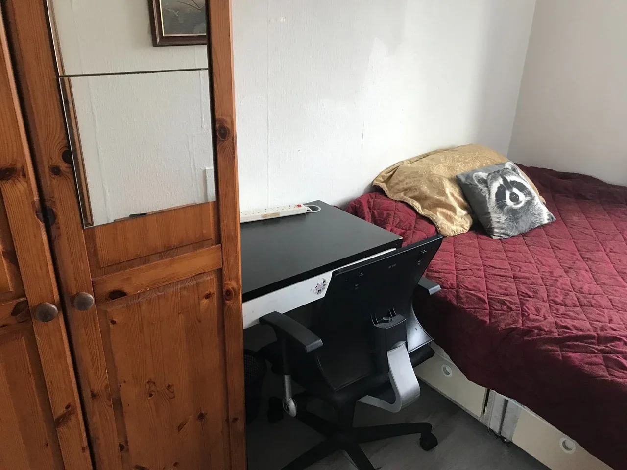Room Beech Avenue in Greater London