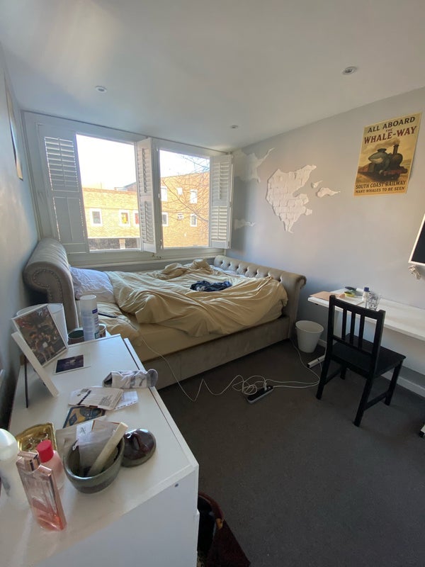 Room Twyford Street in Greater London