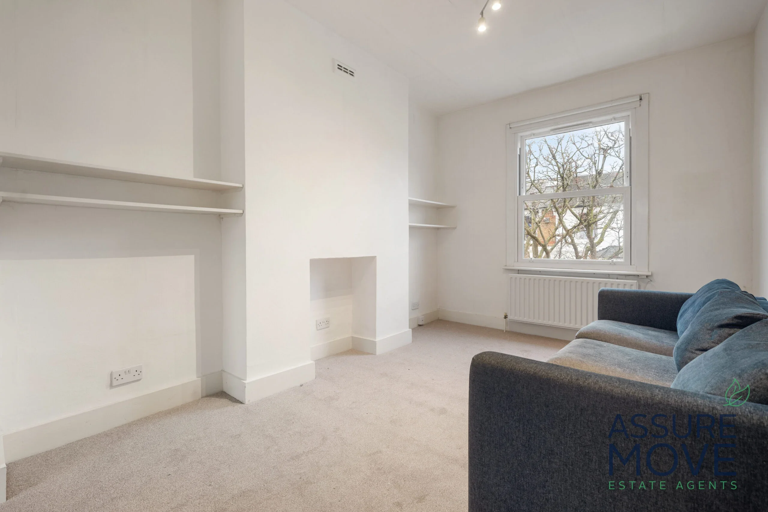 Flat Corinne Road in Greater London