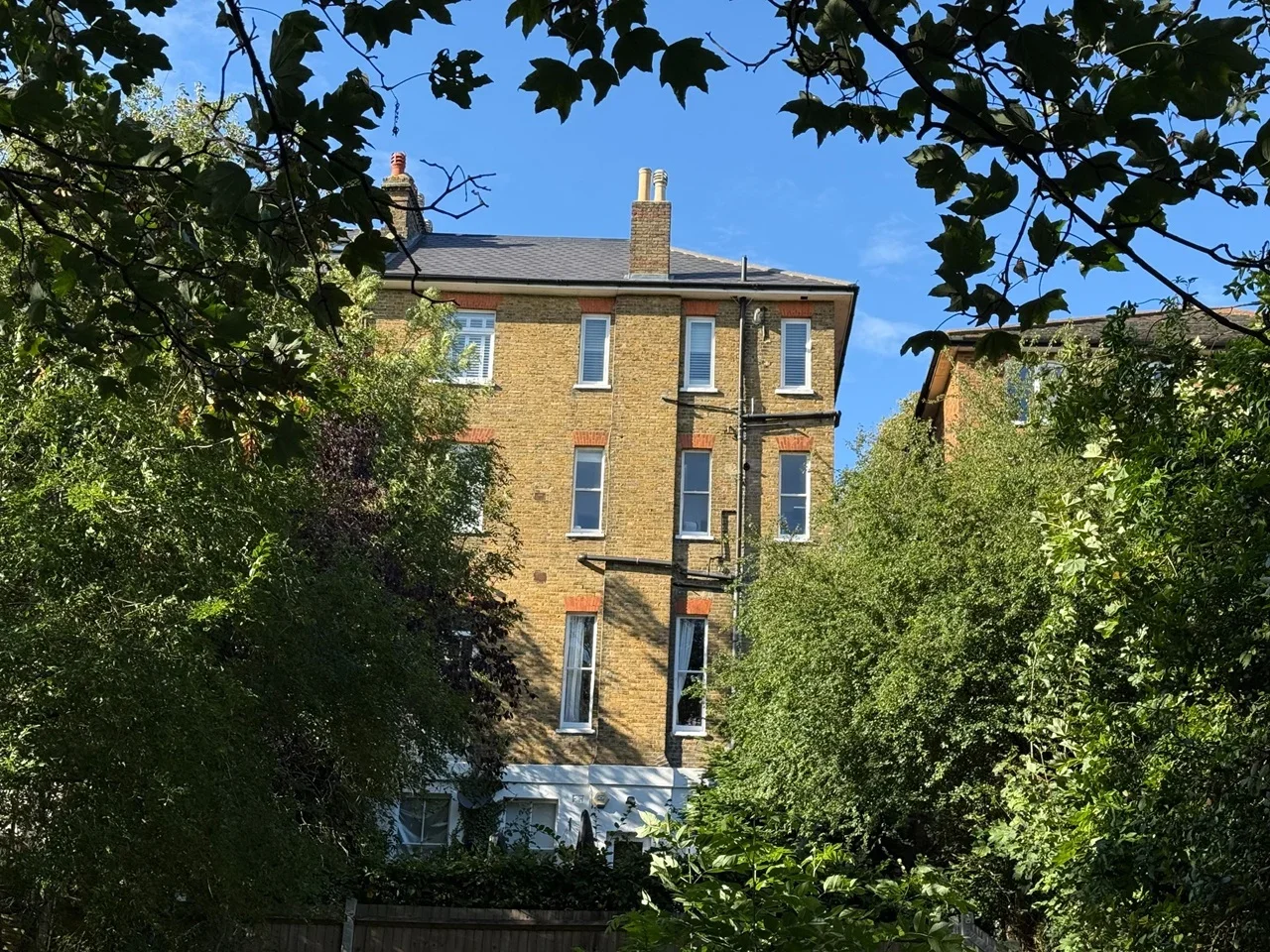 Flat Central Hill in Greater London