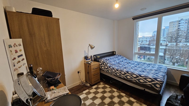 Flat Cording Street in Greater London