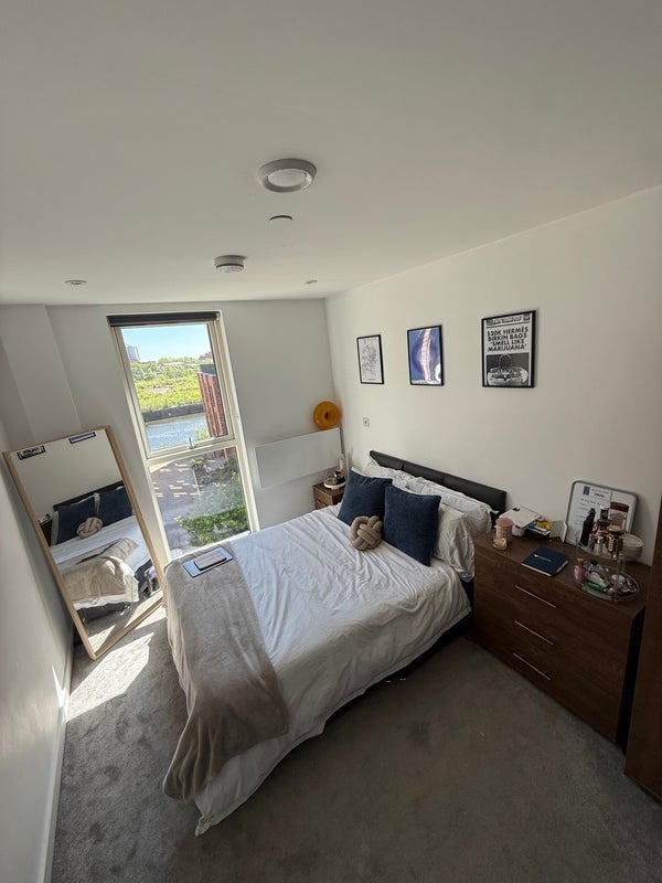 Room Ordsall Lane in Salford
