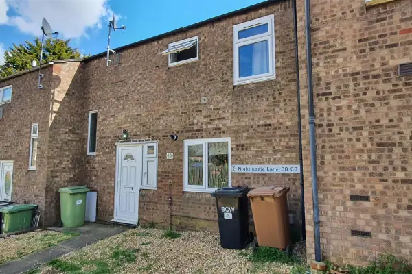 Room Nightingale Lane in Wellingborough