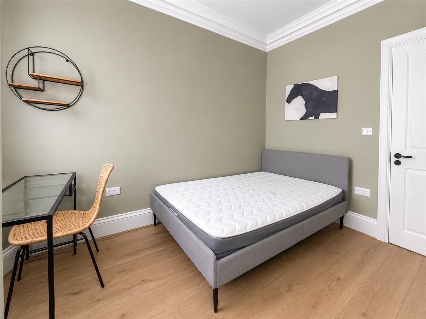 Room Brighton Road in Worthing
