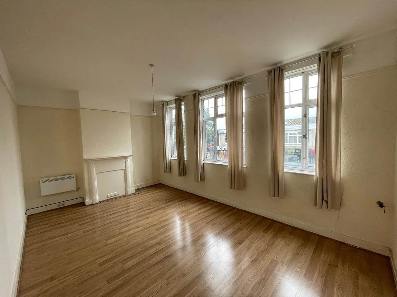 Flat The Broadway in Greater London
