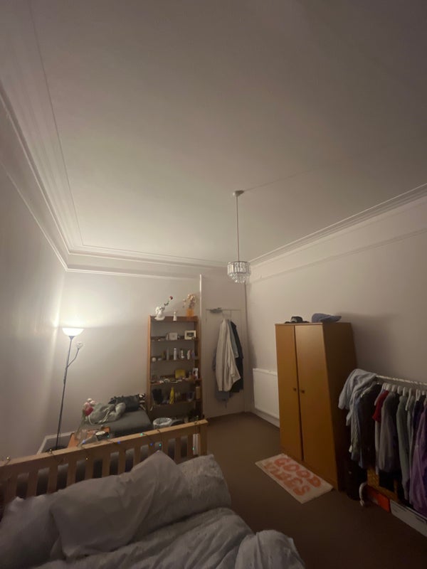 Room Roseneath Place in City of Edinburgh