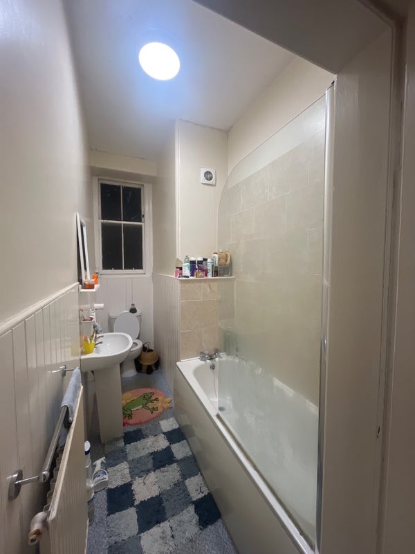 Room Roseneath Place in City of Edinburgh