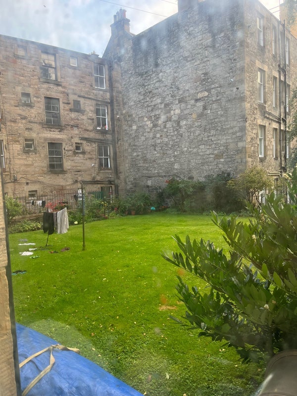 Room Roseneath Place in City of Edinburgh