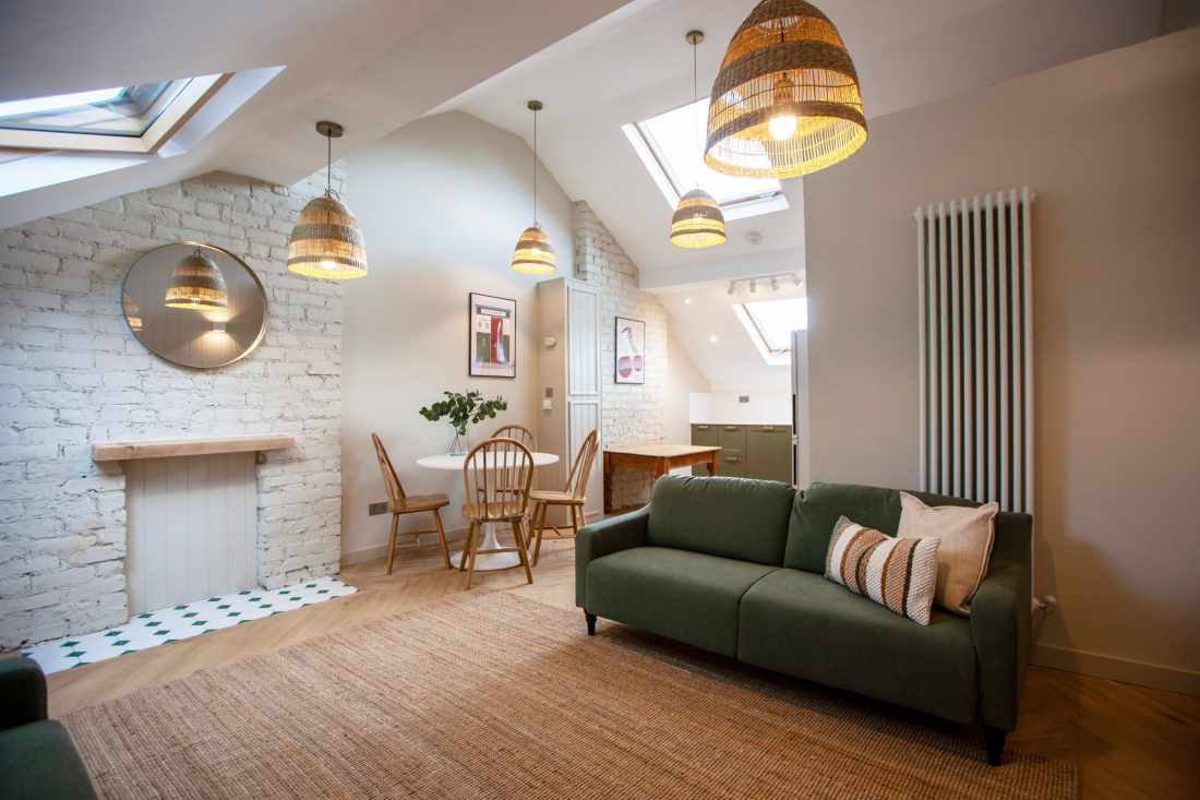 Flat Beaufort Avenue in Sale