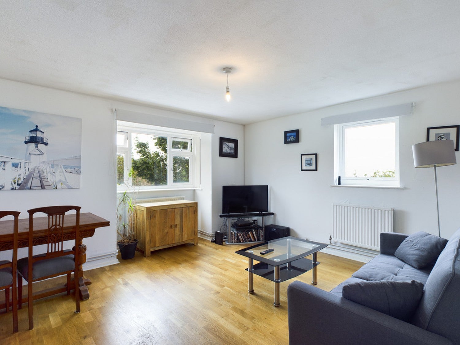 Flat Nuthurst Close in Brighton