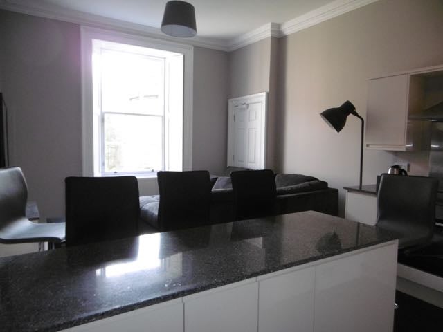 Flat South Clerk Street in Edinburgh