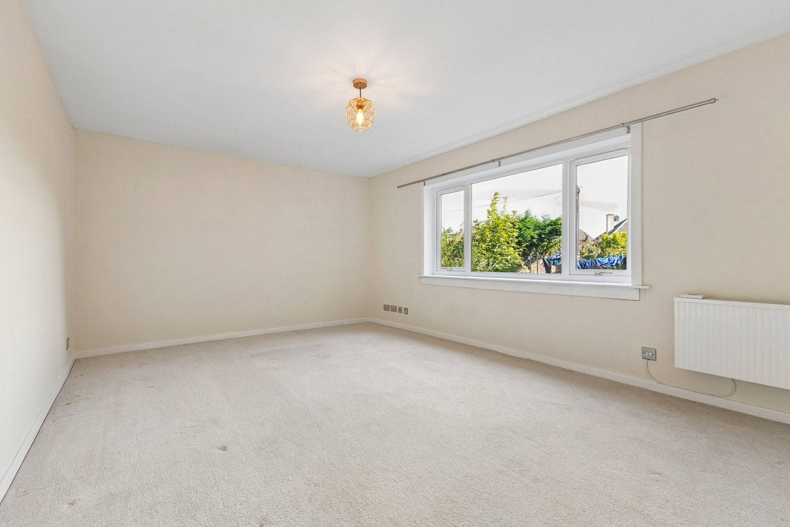 Flat Saint Valery Drive in Stirling
