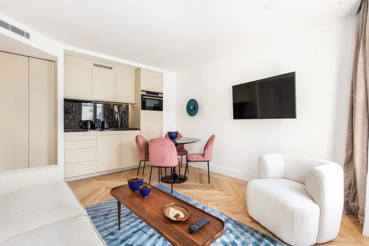 Appartement Place Gustave Toudouze à Paris