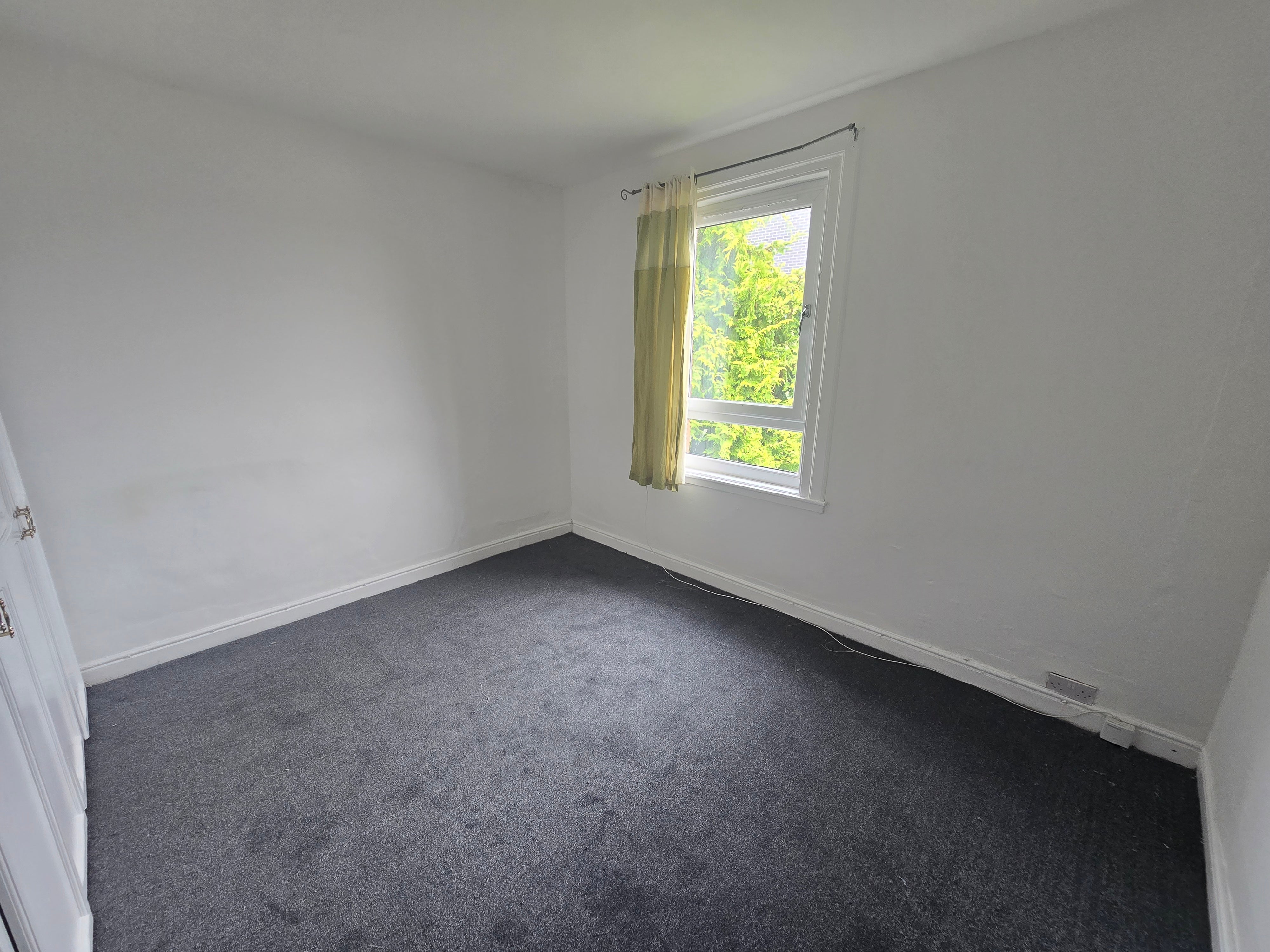 Flat Dens Road in Dundee