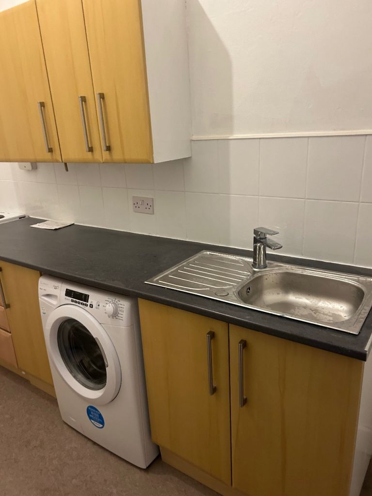 Flat Marchbank Gardens in Paisley