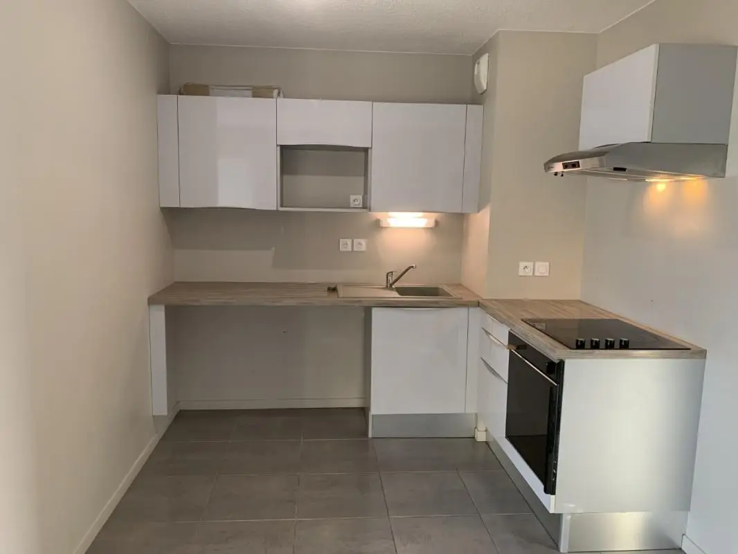 Appartement Allée de l'École Santé Navale à Bordeaux