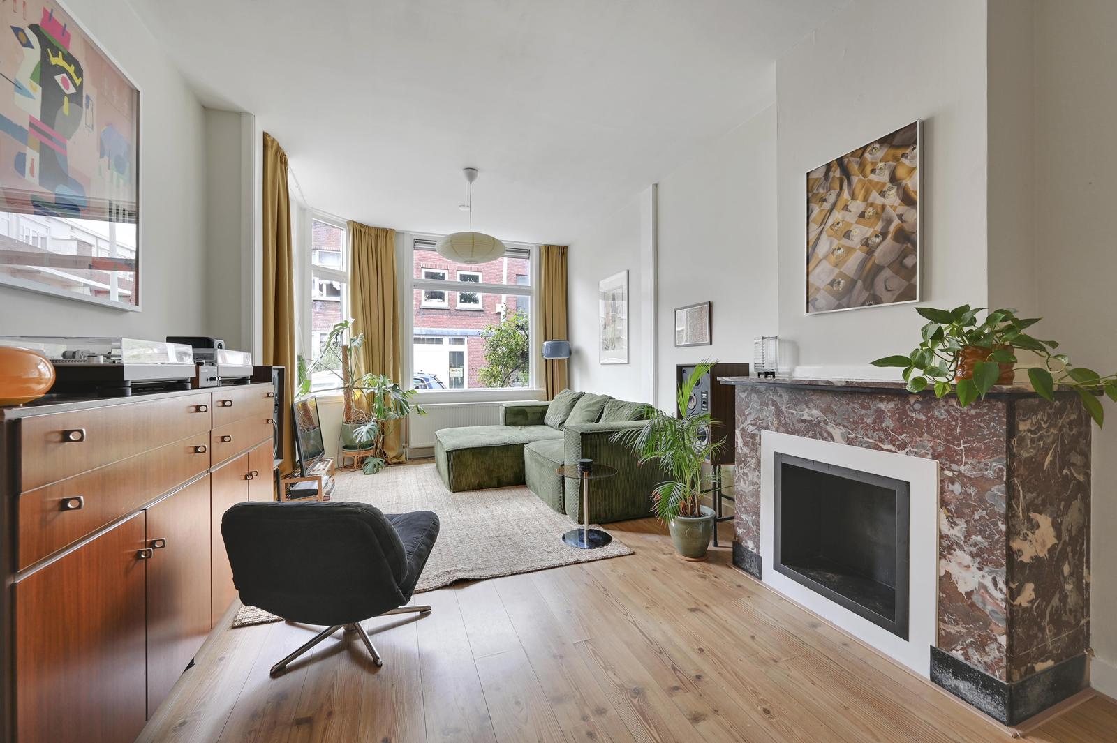 Appartement Lunterenstraat 186 in Den Haag