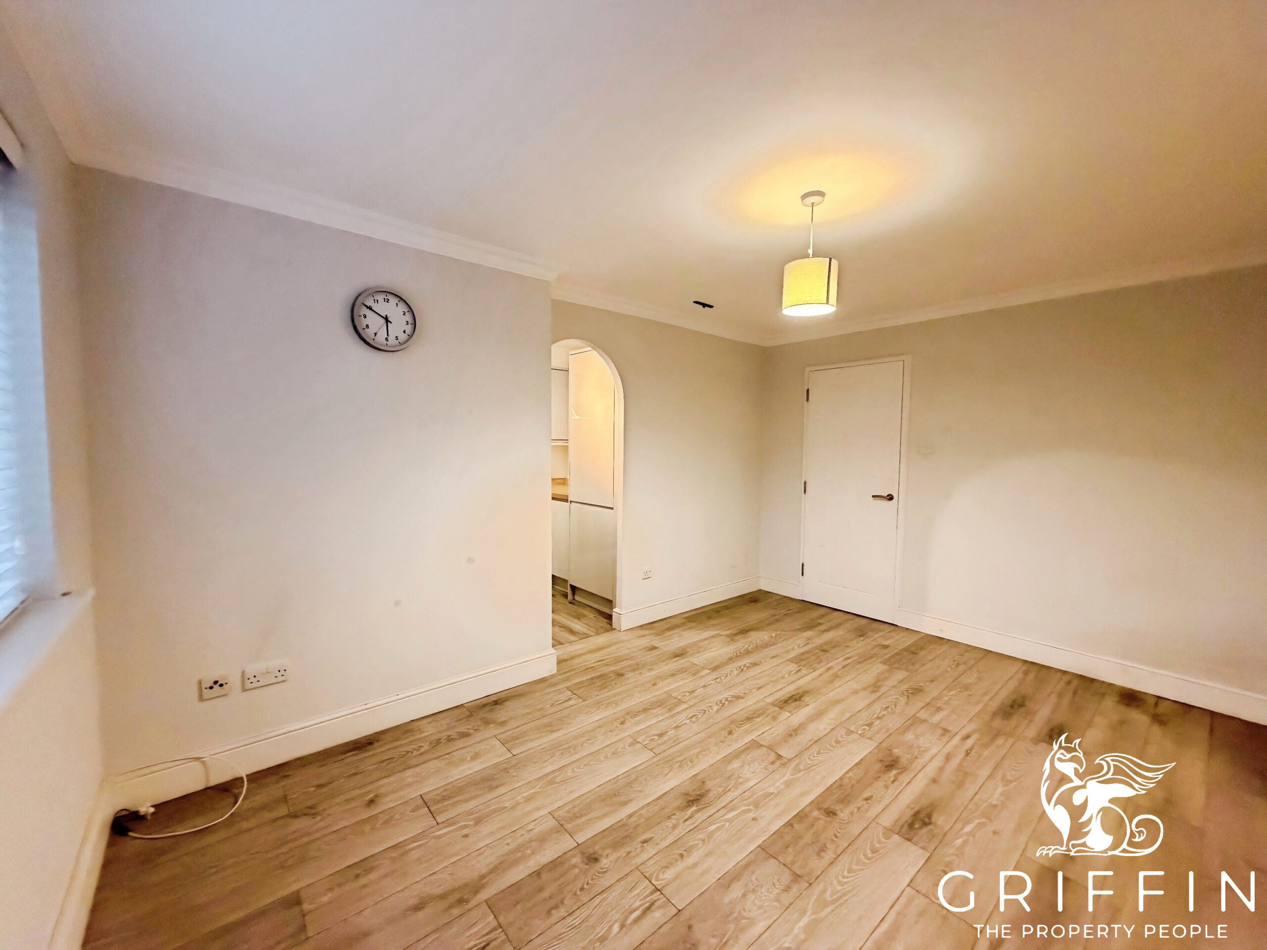 Flat Porter Close in Grays