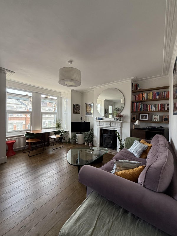 Room Radley Road in Greater London