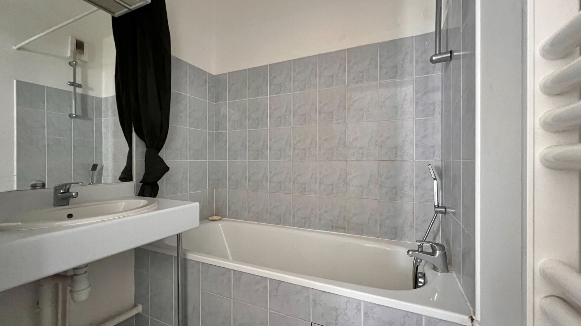 Appartement Place Léon Cassé à Corbeil-Essonnes