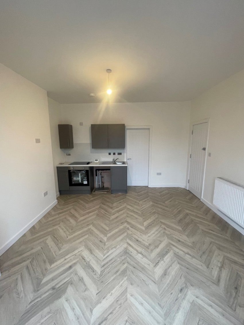 Flat Ormskirk Road in Wigan