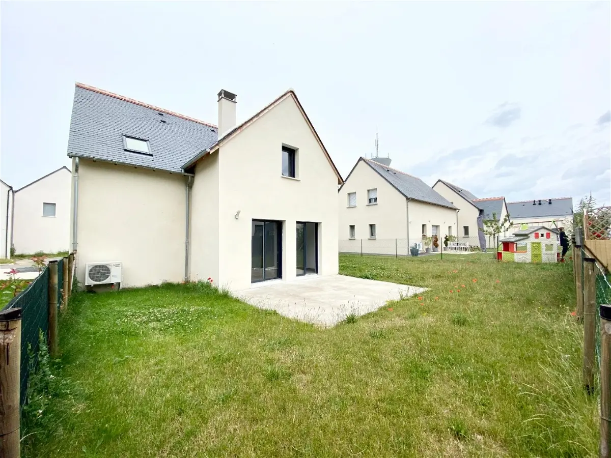 House Allée Jean Genet in Mettray