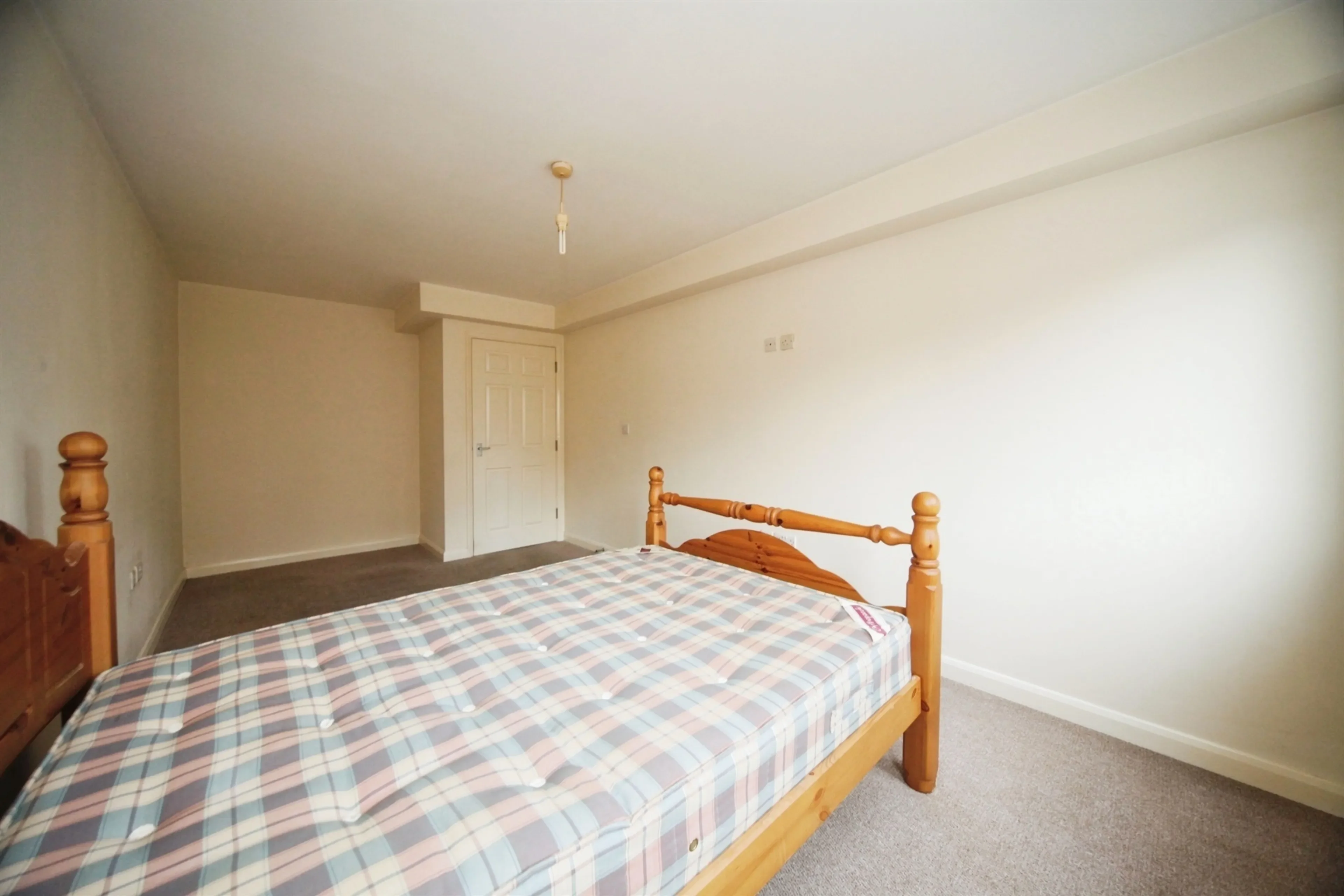 Flat Dudley Street in Luton