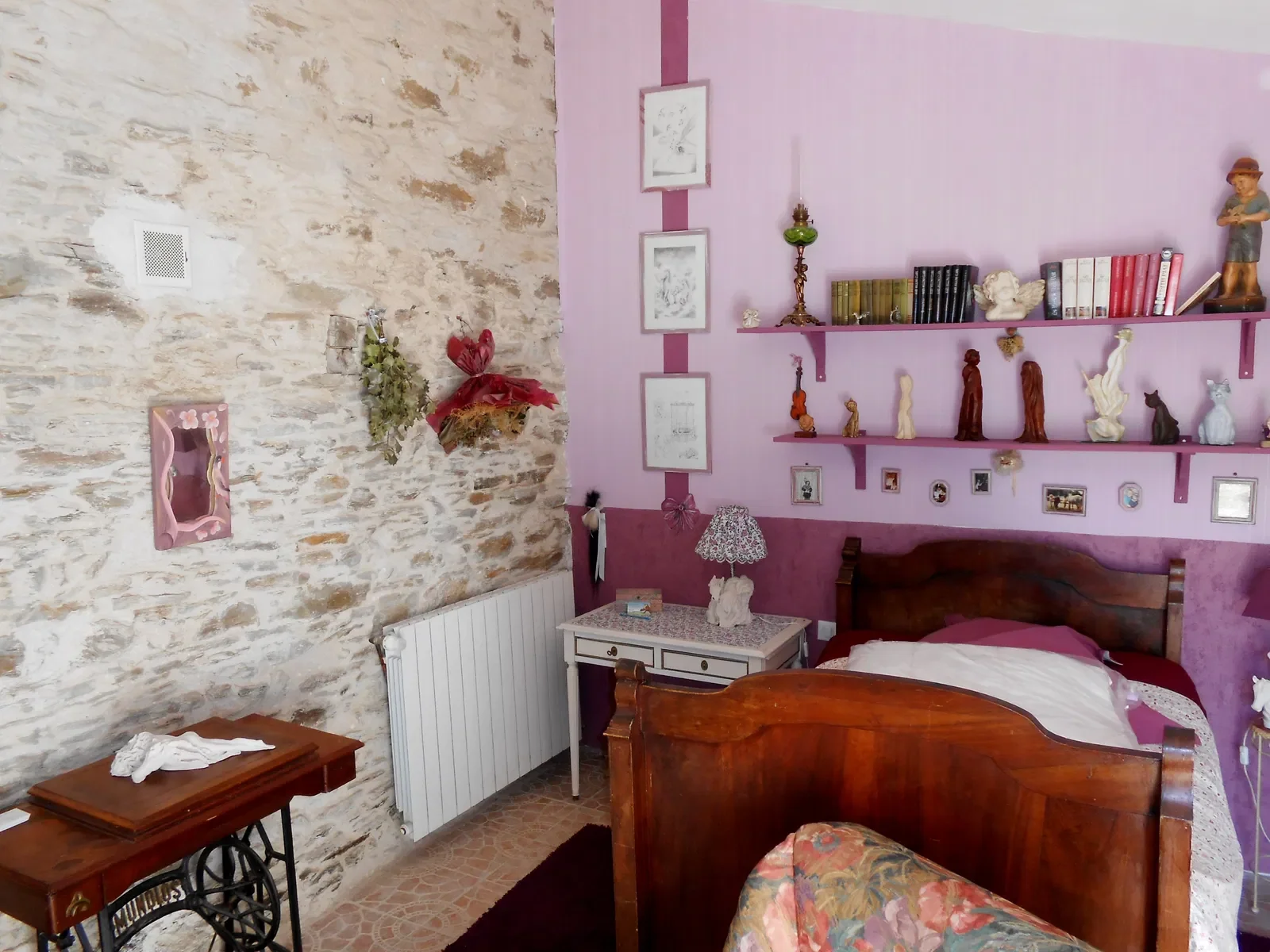 Chambre D 94 à Sérénac
