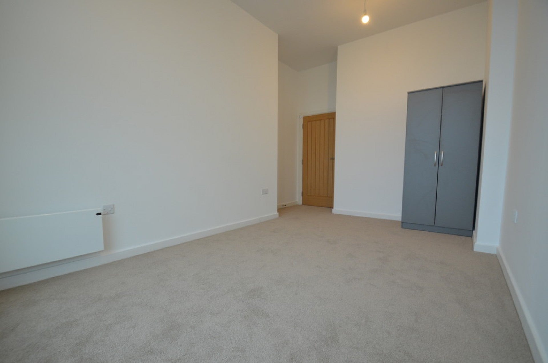 Flat New Road in Borough of Runnymede