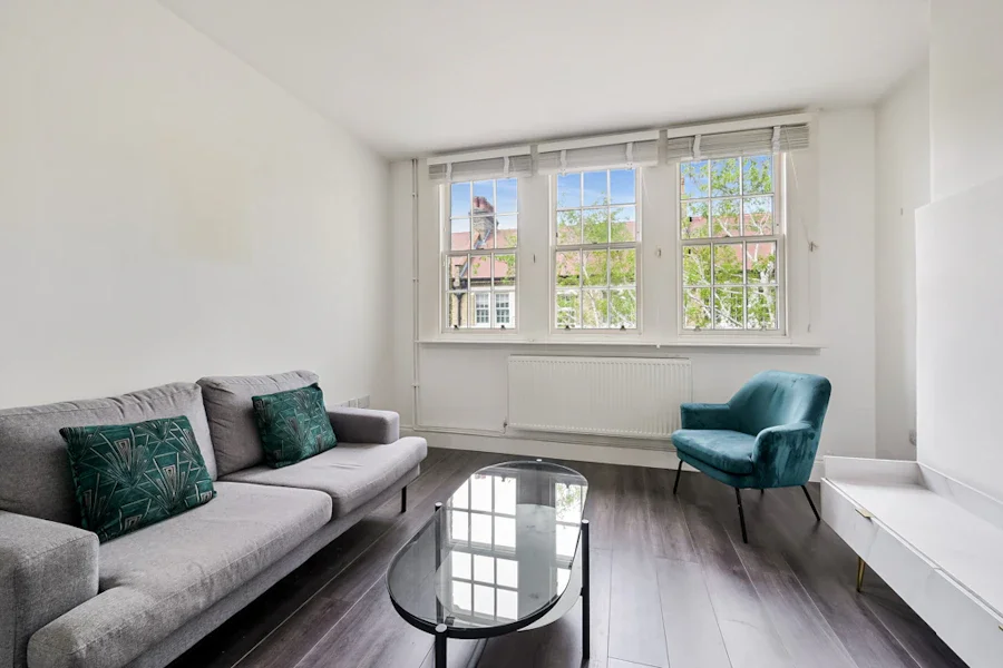 Flat Bryanston Street in London