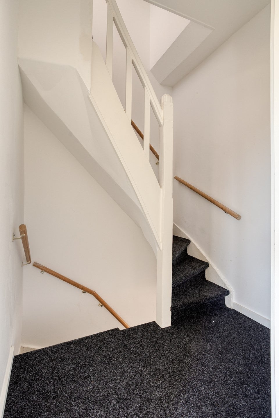 Appartement te koop: Koninginnelaan 24B, Groningen