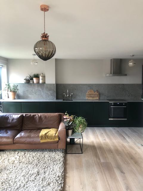Room Invermead Close in Greater London