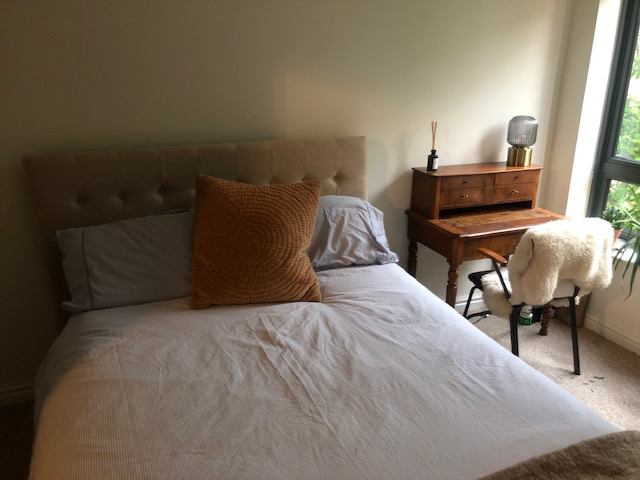 Room Invermead Close in Greater London