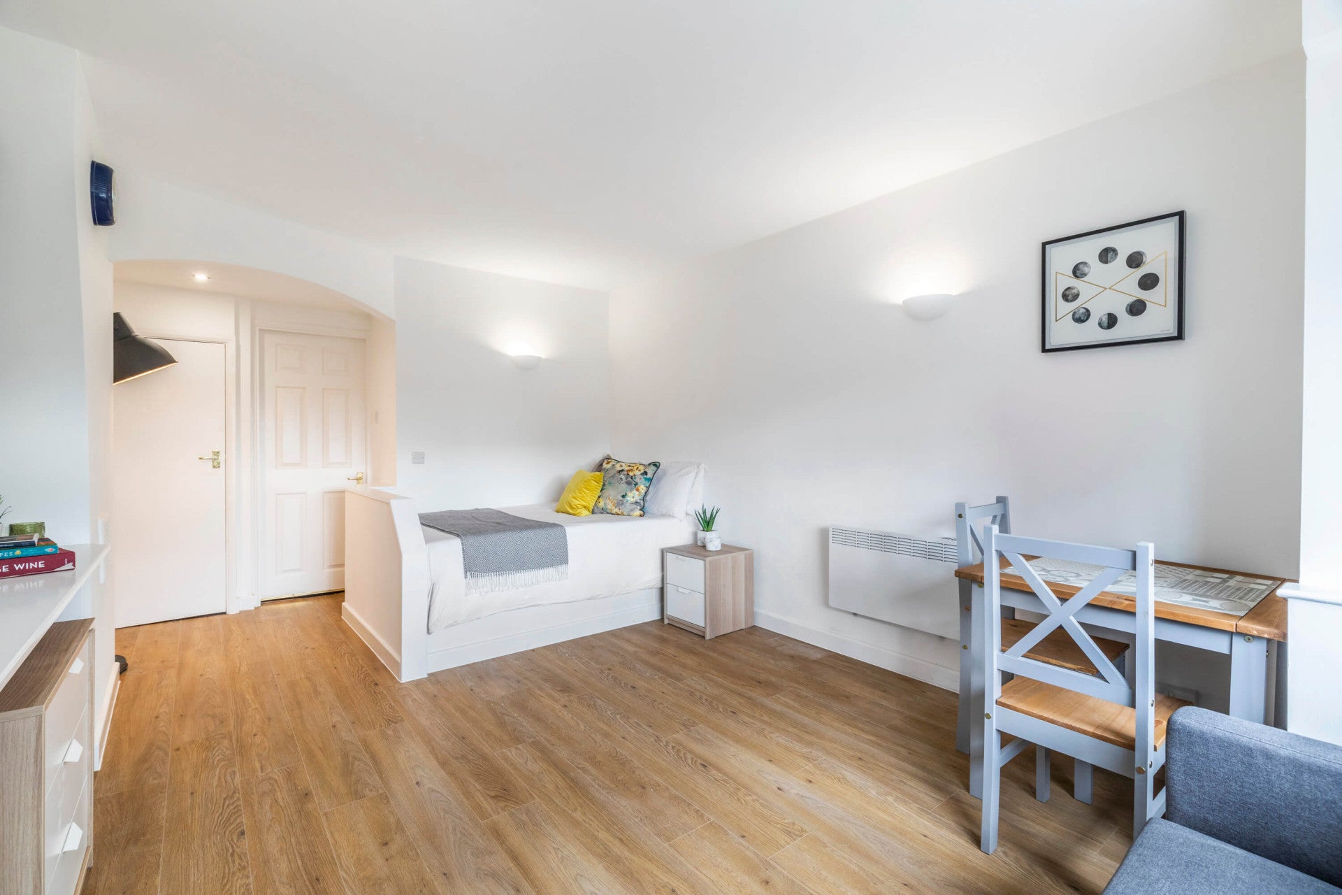 Flat Argie Avenue in Leeds