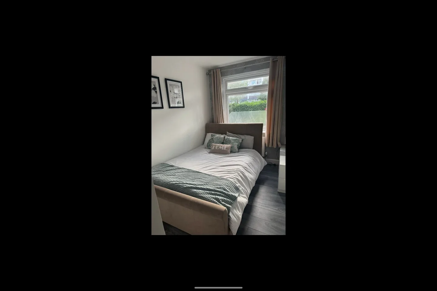 Flat Kersfield Road in Greater London