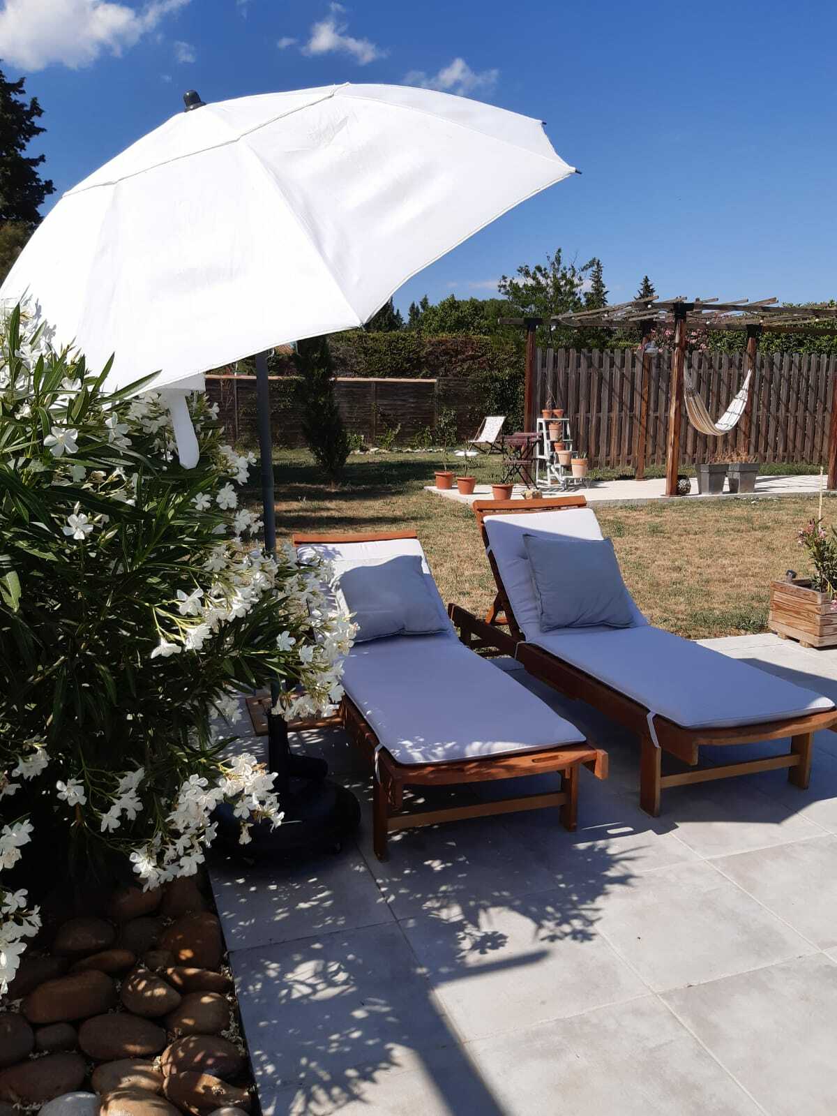 Room Chemin du Mas Neuf in Aramon