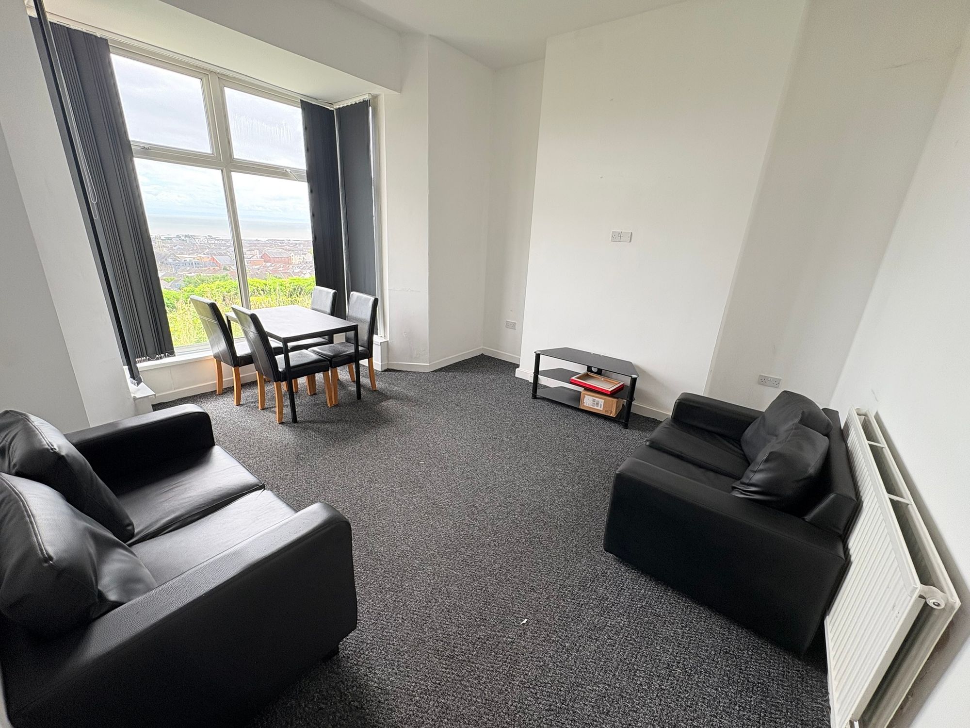 Flat Cromwell Street in Swansea
