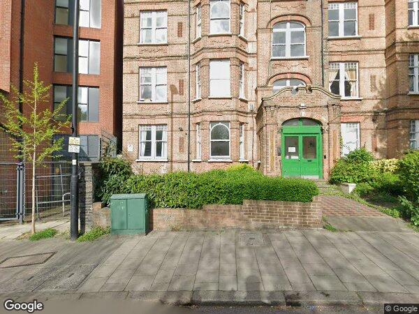 Flat Herne Hill in Greater London