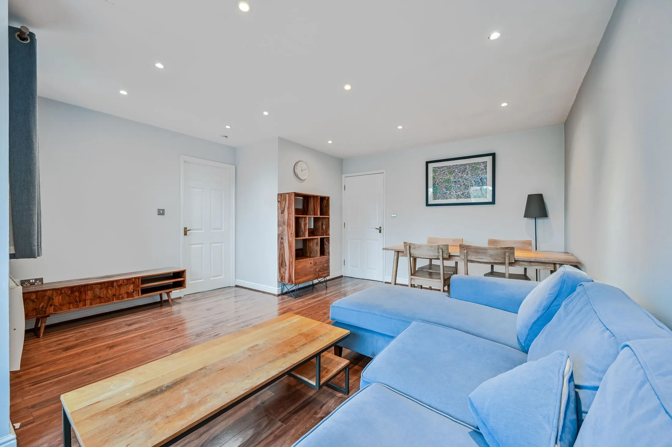 Flat Thyme Close in Greater London