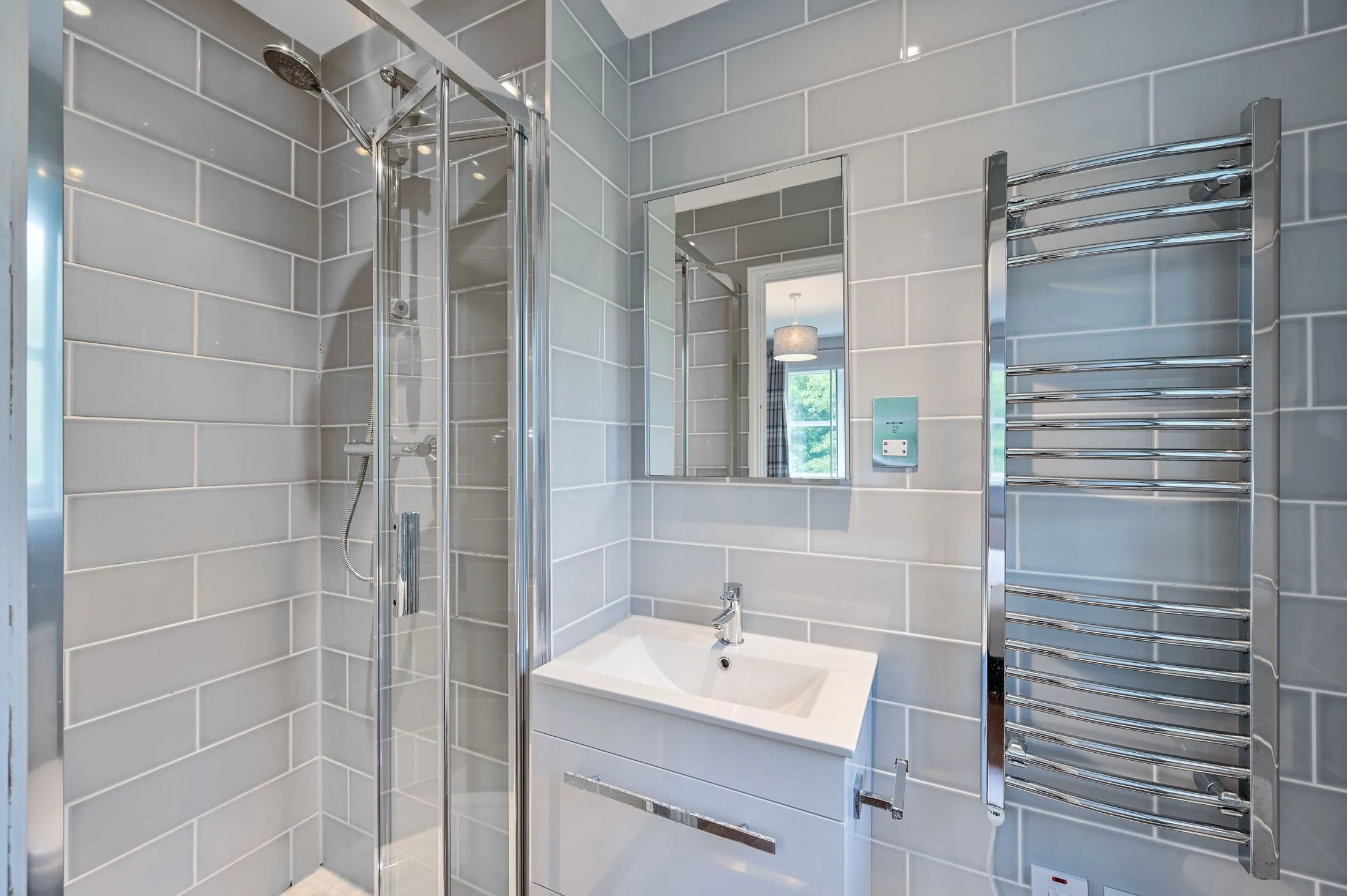 Flat Thyme Close in Greater London