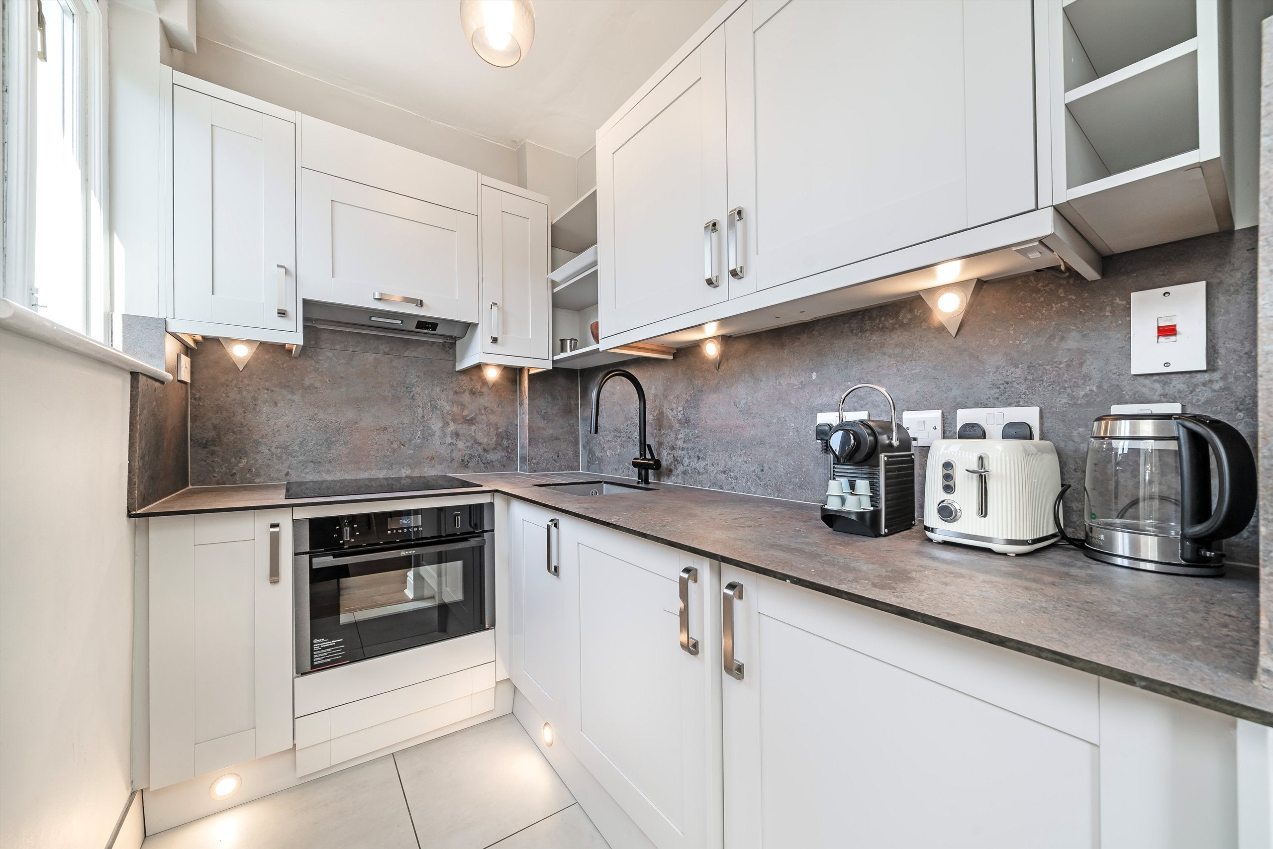 Flat Maclise Road in Greater London