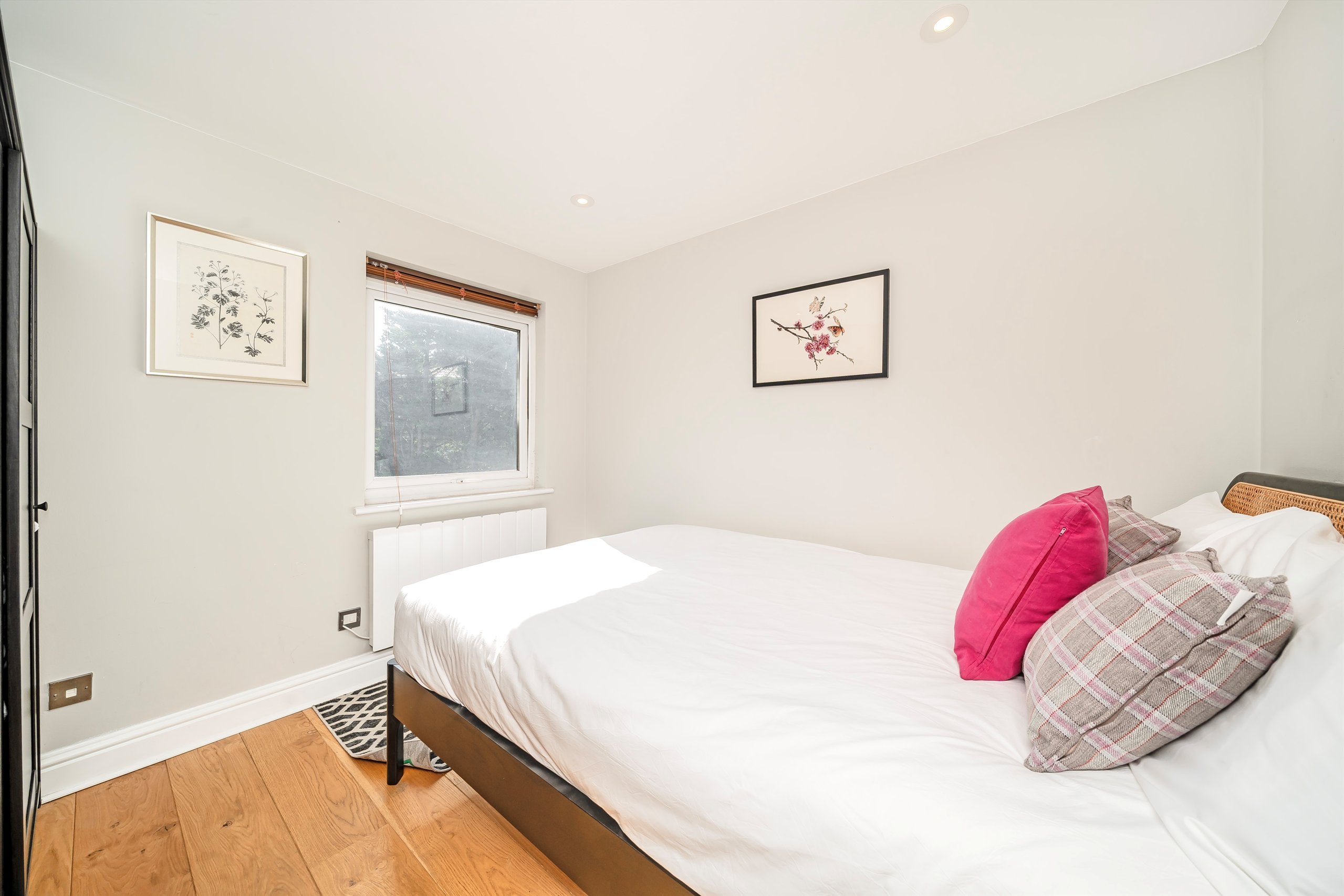 Flat Maclise Road in Greater London