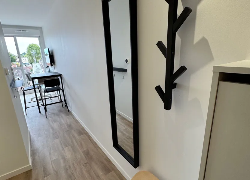 Room Rue Albert Decrais in Mérignac