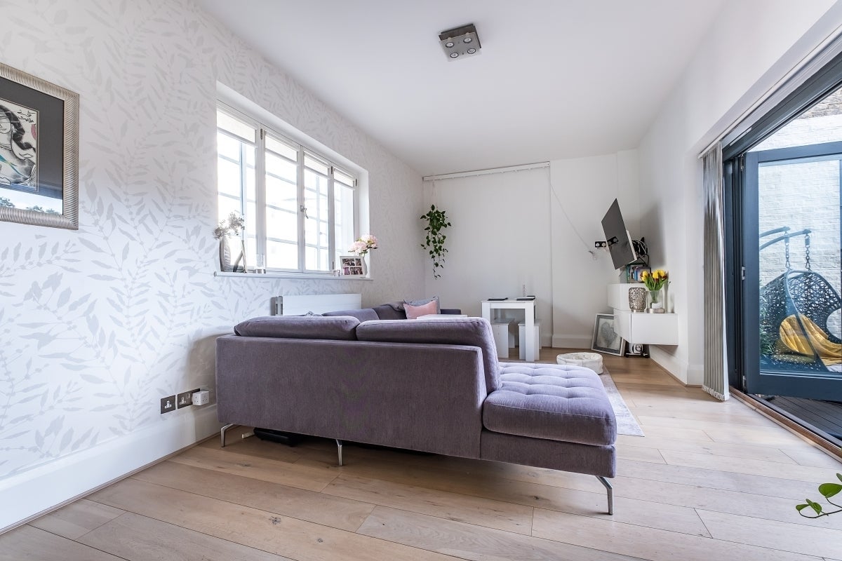 Flat Westbourne Terrace in City of Westminster